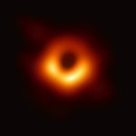 A fekete lyukak titkai: A Messier 87 galaxis központjában lévő fekete lyukról készített kép (2017), a fotót 2019-ben tették közzé.