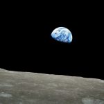 Földkelte fotó a Holdról nézve