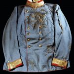 Történelmi merényletek: Ferenc Ferdinánd, a monarchia trónörököse által viselt vérfoltos ruha, amelyet az ellene elkövetett merényletkor viselt